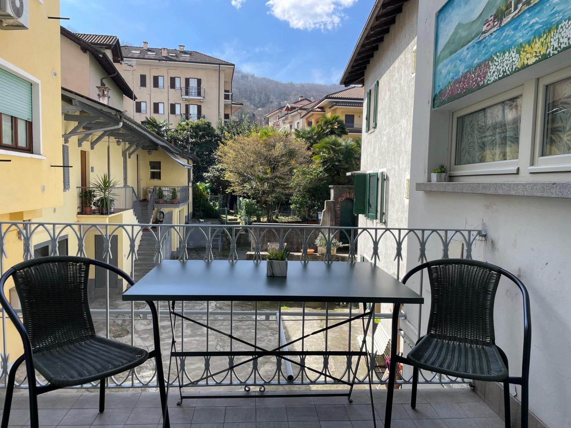 Da Meggy Lägenhet Stresa Exteriör bild